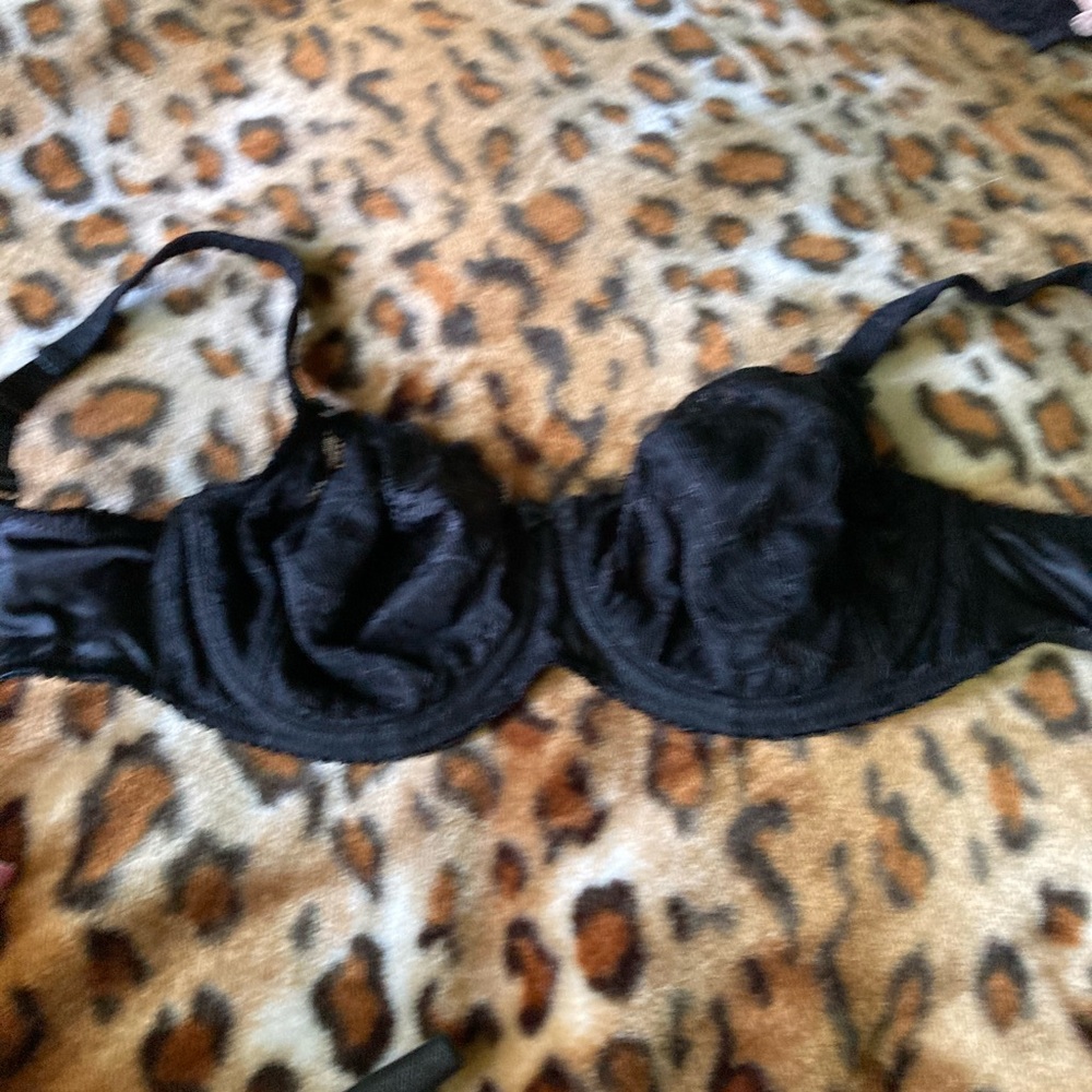 Conturelle Black Lace Underwire Bra Size 30F.  New